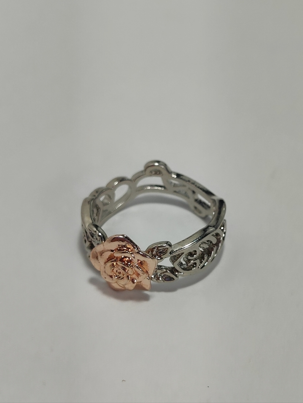 Silver & Rose Gold Tone Rose Ring Size 9 (Fits 8.5–9) Floral Filigree Band